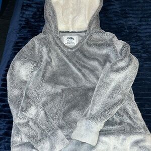 Cozy Gray Hooded Sweater